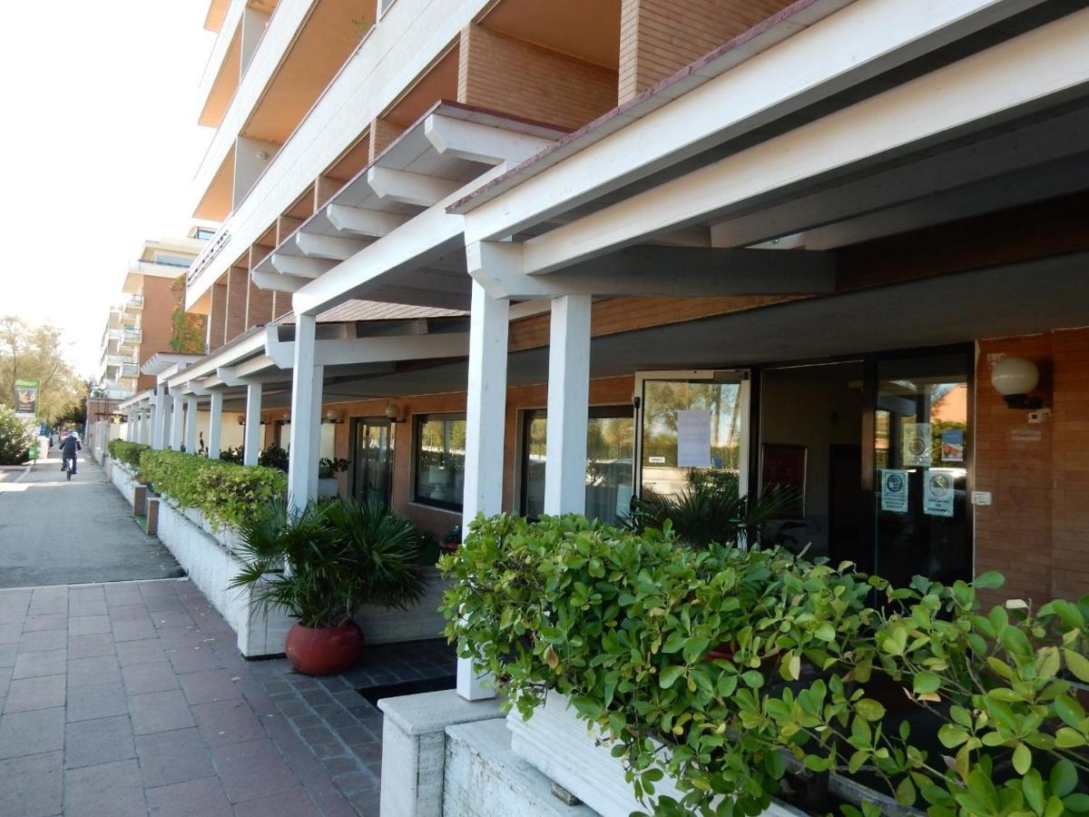 Hotel Bellariva Pescara Exterior photo