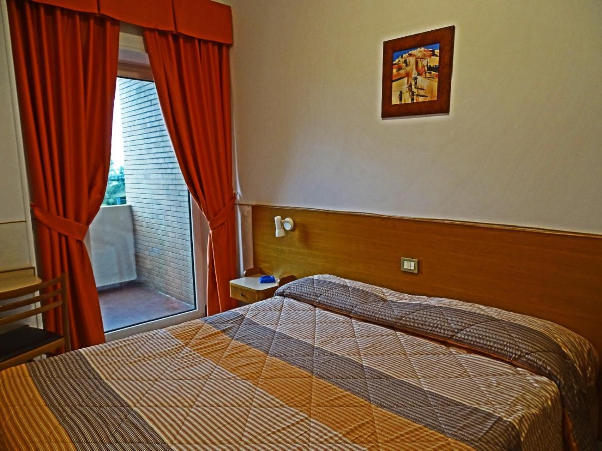 Hotel Bellariva Pescara Exterior photo